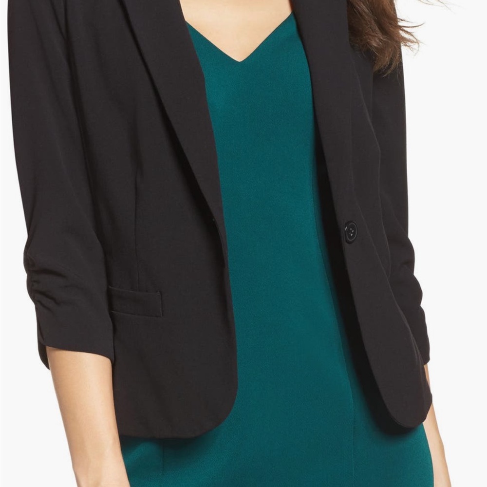 Eliza J Black Cropped Blazer with Ruched Sleeves